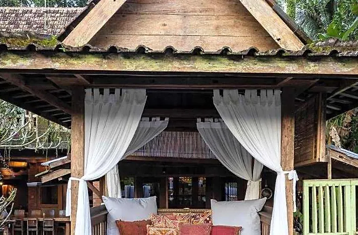 Niente Bali Hotel